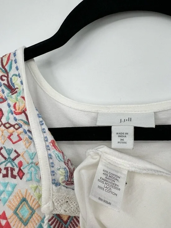 J. Jill Embroidered Sleeveless Knit Tank Top Tassel Tie Floral White Boho Medium - Picture 14 of 14